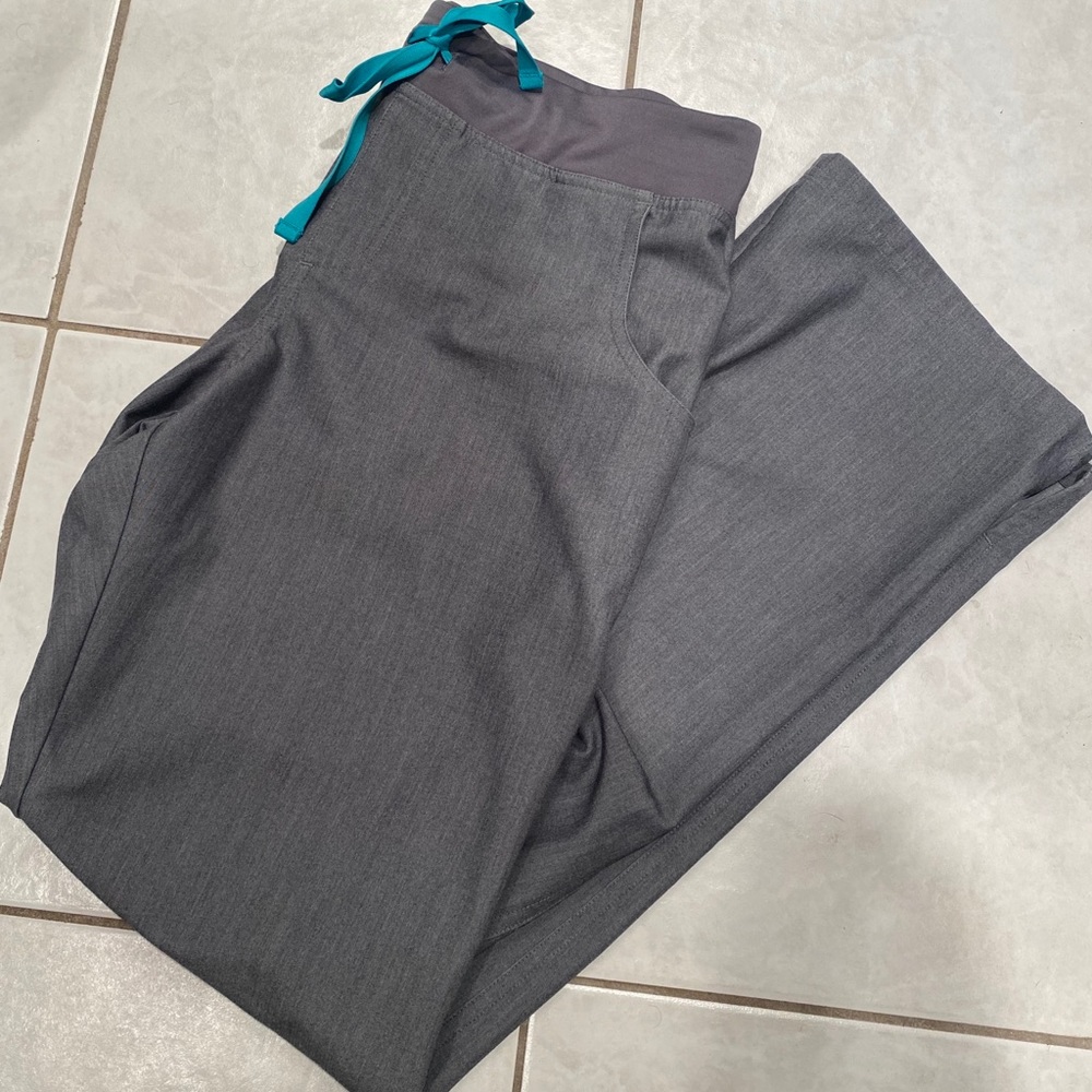 Figs medium tall Kade pants
